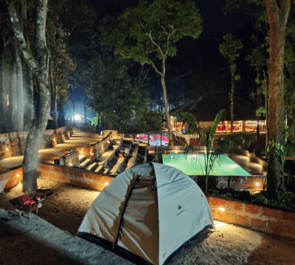 Huts, camps, scout through the nature